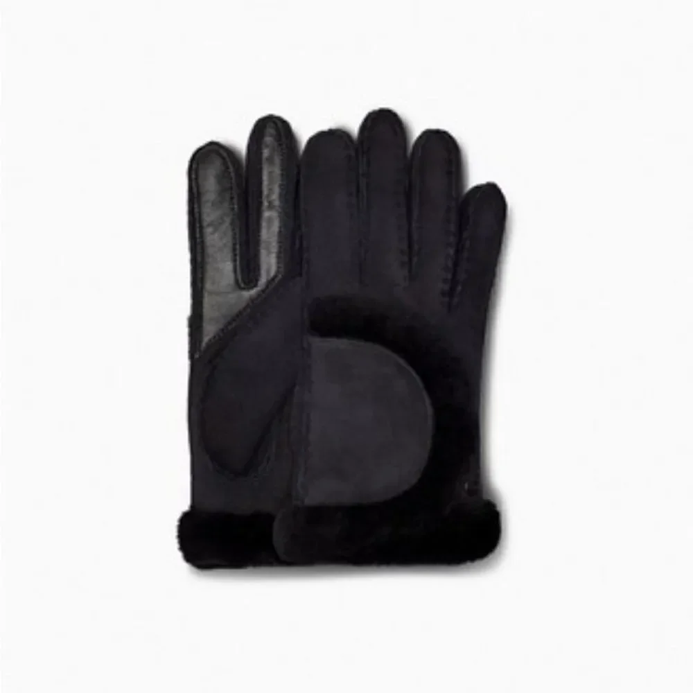 UGG Women’s Spill seam tech enabled suede shearing gloves black NWT $155